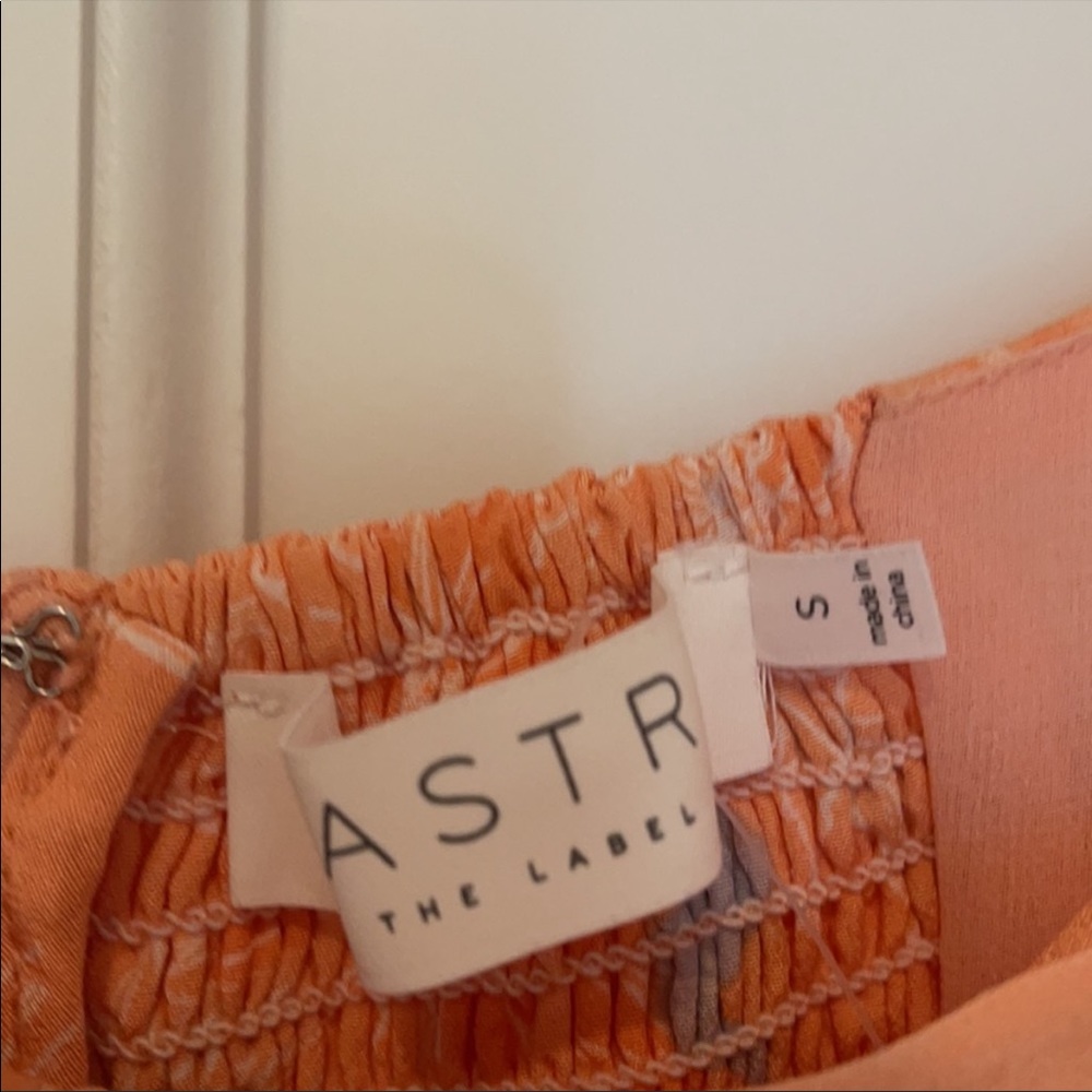 ASTR floral mini dress - Picture 3 of 3